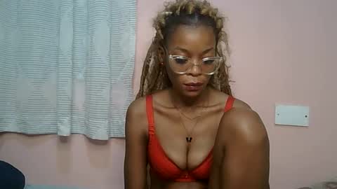 Snapshot of faizah_ chatting on 05.16.26 faizah_ online show from 05.16.26