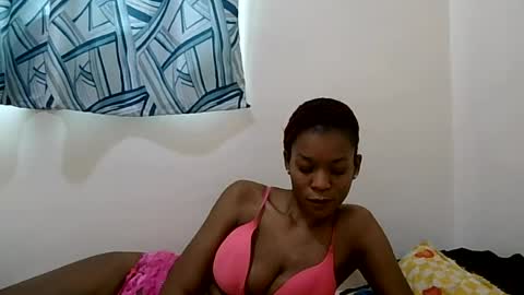 faizah_ online show from 07.25.26