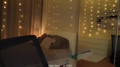 Kaori online show from 12.03.25