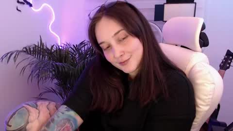 Snapshot of fallenag__ chatting on 05.23.26 OF fallenag 1 online show from 05.23.26