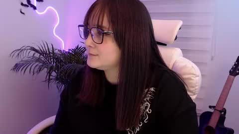 Snapshot of fallenag__ chatting on 06.18.26 OF fallenag 1 online show from 06.18.26