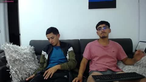 FallGays online show from 02.15.25