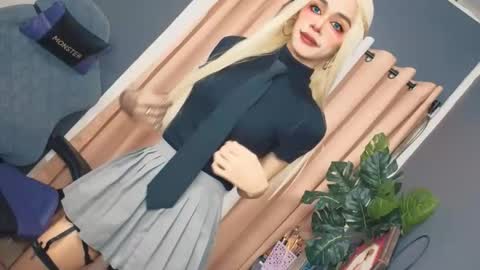 Snapshot of familystroke_twinny8 chatting on 09.13.25 Alexandra x Alexandro online show from 09.13.25