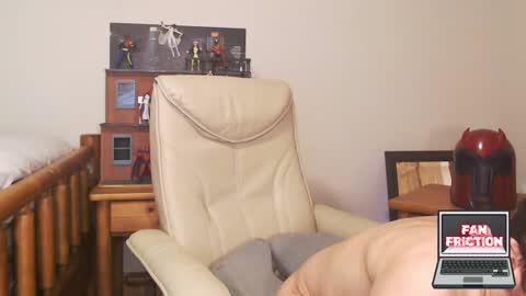 Snapshot of fanfriction chatting on 01.23.25 Fan Friction online show from 01.23.25