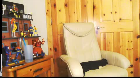 Snapshot of fanfriction chatting on 01.27.25 Fan Friction online show from 01.27.25