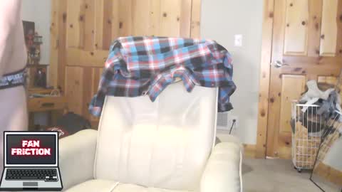 Snapshot of fanfriction chatting on 02.27.25 Fan Friction online show from 02.27.25