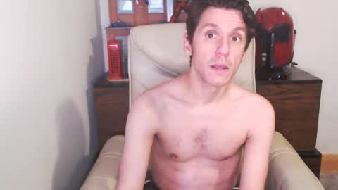 Snapshot of fanfriction chatting on 09.10.25 Fan Friction online show from 09.10.25