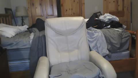 Snapshot of fanfriction chatting on 10.20.25 Fan Friction online show from 10.20.25