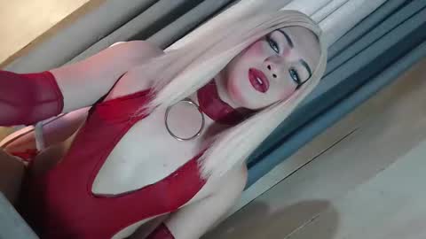 DANIELLA - DONT FORGET TO GIVE ME A THUMBSU UP online show from 01.15.26