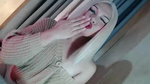 DANIELLA - DONT FORGET TO GIVE ME A THUMBSU UP online show from 02.01.26