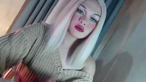 DANIELLA - DONT FORGET TO GIVE ME A THUMBSU UP online show from 03.09.26