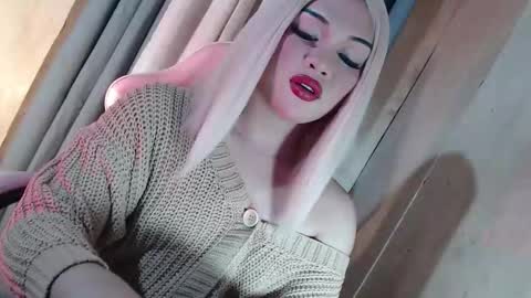 Snapshot of fantasticcock69_daniella chatting on 06.01.26 DANIELLA - DONT FORGET TO GIVE ME A THUMBSU UP online show from 06.01.26