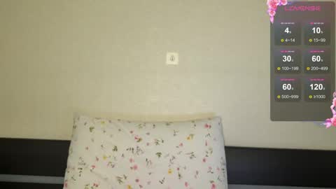 Snapshot of fantasy_moonlight chatting on 06.02.26 fantasy_moonlight online show from 06.02.26