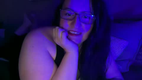 Snapshot of fantasygirl999 chatting on 01.09.26 fantasygirl999 online show from 01.09.26