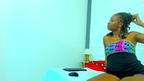 Snapshot of fantasyy_couple_ chatting on 09.14.25 carlos yesica online show from 09.14.25