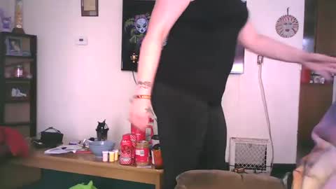 Scarlett online show from 12.22.24