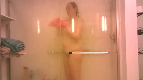 Scarlett online show from 02.06.25