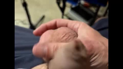 Snapshot of fartinmymouthplz chatting on 09.24.25 fartinmymouthplz online show from 09.24.25