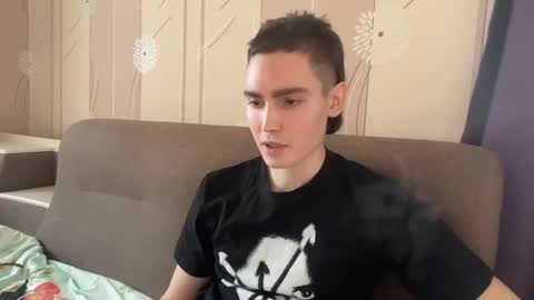 Snapshot of faustfrost chatting on 03.31.26 Faust online show from 03.31.26