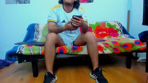 Snapshot of favid95 chatting on 04.29.26 favid95 online show from 04.29.26