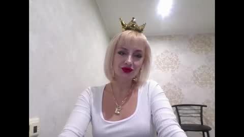 favorite_angel online show from 12.25.24