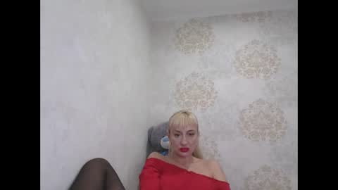 favorite_angel online show from 01.18.25