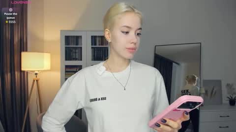 Emma online show from 01.10.26