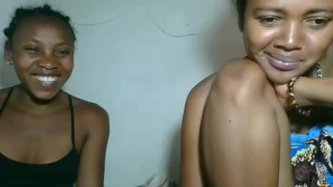 fayence09 online show from 11.24.25