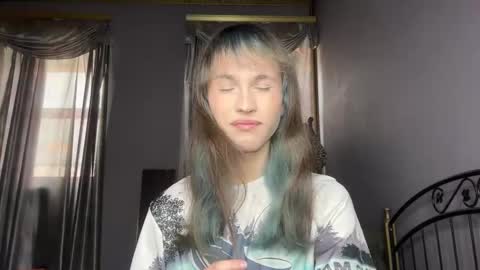 Mark online show from 10.11.25