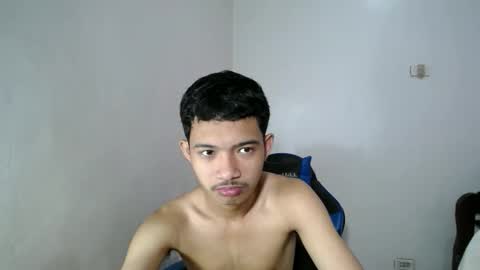 Snapshot of fckngg_fritz chatting on 02.22.26 fckngg fritz online show from 02.22.26