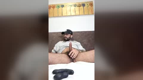 Snapshot of federico_ojitosverdes chatting on 07.23.26 Federico Ofarrel online show from 07.23.26