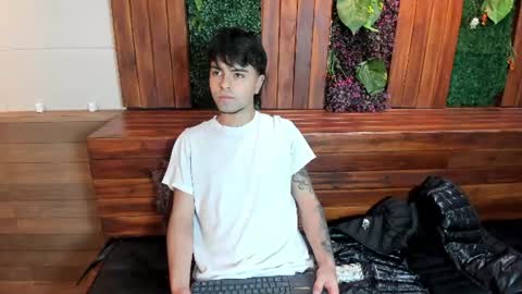 Snapshot of fedeviale chatting on 07.14.26 Fede online show from 07.14.26