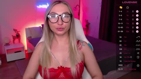 Snapshot of feelxsense chatting on 01.07.26 Miss online show from 01.07.26