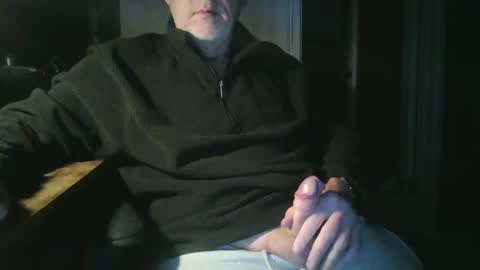 Snapshot of feet_fan69 chatting on 12.05.24 John Buck online show from 12.05.24