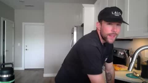 Ethan Slayher online show from 05.05.26