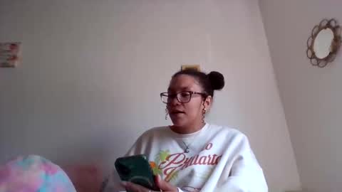 Snapshot of feetnymph chatting on 06.02.26 Soley online show from 06.02.26