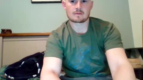 Yung English Man online show from 04.02.26