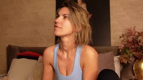 FeliciaKrige online show from 04.02.26