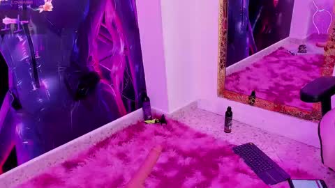 felina online show from 02.12.25