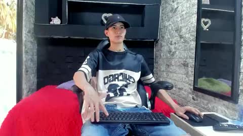 Snapshot of felipe_fiire chatting on 05.01.26 felipe fiire online show from 05.01.26