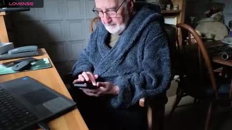 Adam online show from 10.16.25