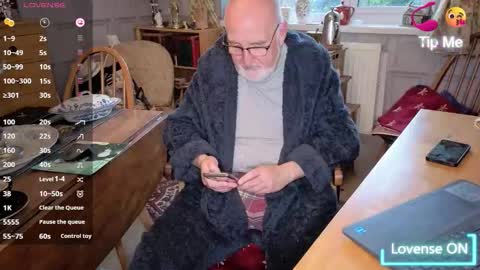 Adam online show from 10.31.25