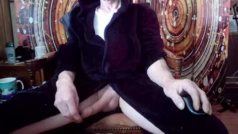 Snapshot of fellatioauto chatting on 02.09.25 hungnsexy online show from 02.09.25