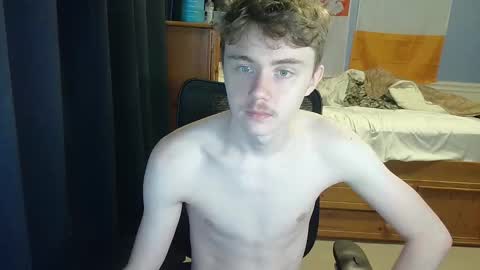 Snapshot of femboyangel chatting on 02.24.25 femboyangel online show from 02.24.25