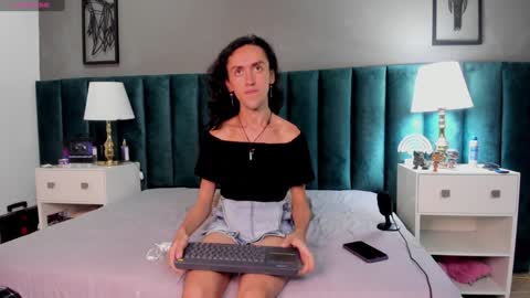 Karol online show from 01.04.25