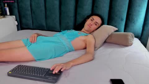 Karol online show from 01.06.25