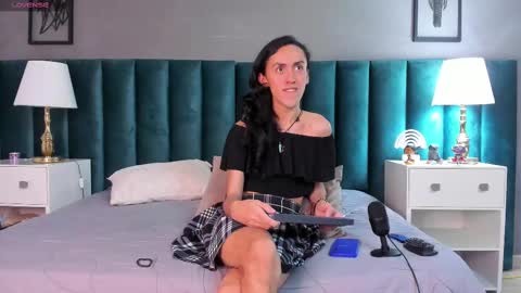 Karol online show from 02.28.25