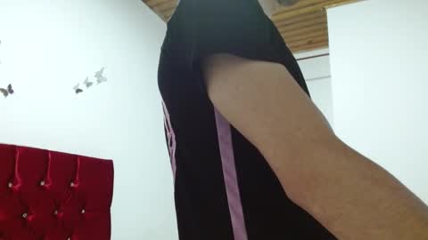 Snapshot of fenixtream chatting on 12.02.24 FeniXtream online show from 12.02.24