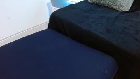 Snapshot of fenixtream chatting on 12.12.24 FeniXtream online show from 12.12.24