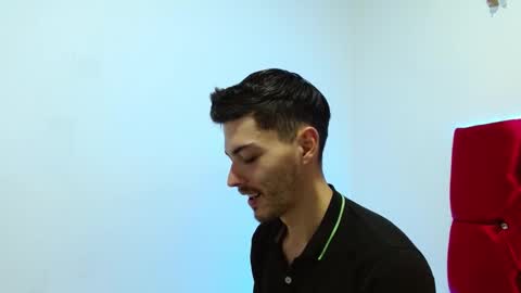 Snapshot of fenixtream chatting on 12.17.24 FeniXtream online show from 12.17.24